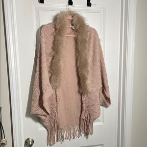SHEIN Blush Pink Poncho with Faux Fur Trim